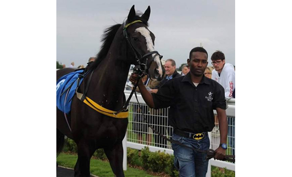 Abdul leading up at Bath Racecourse, August 2016