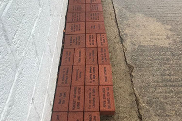 Giving in Memory Bricks